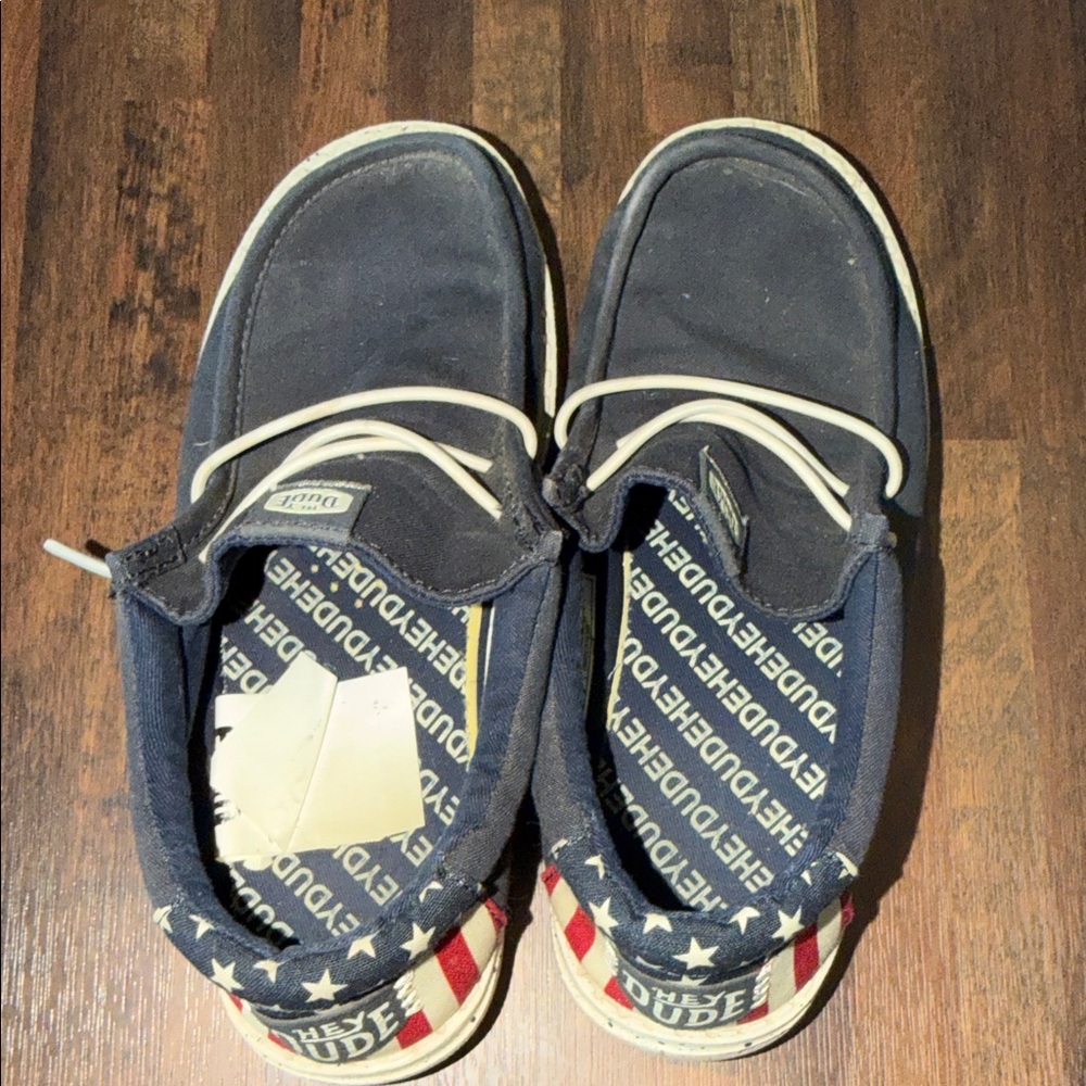 Hey Dude American Flag Youth Size 3 - Picture 5 of 7